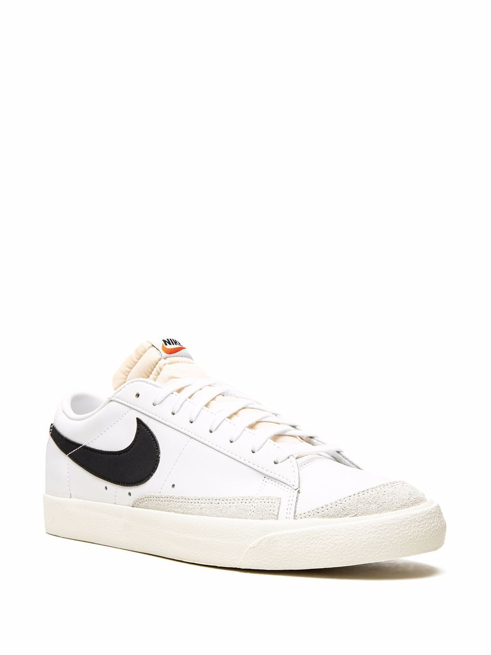 NIKE BLAZER LOW 77