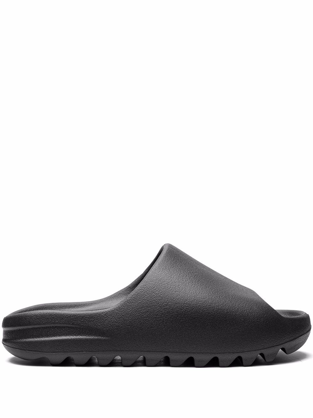 YEEZY SLIDE PURE