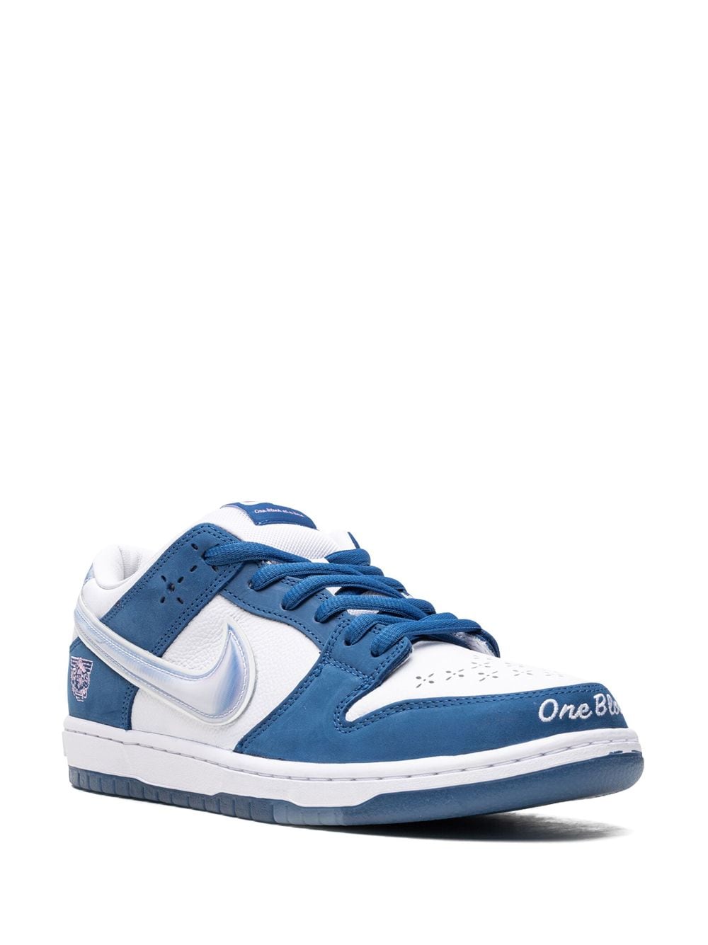 NIKE DUNK LOW SB BORN