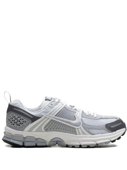NIKE VOMERO 5 PURE PLATINUM