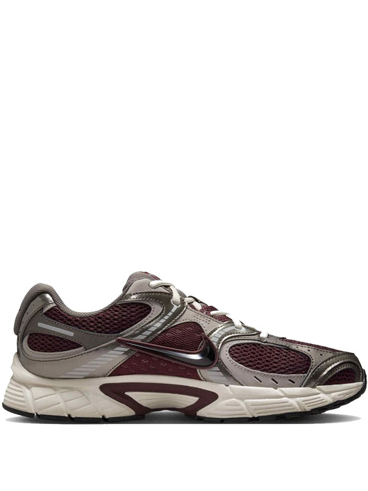 NIKE V5 RNR BURGUNDY